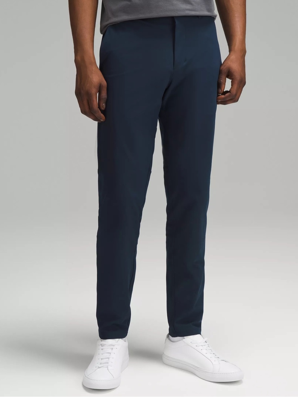 lululemon men’s Relax- Tapered Trouser 34